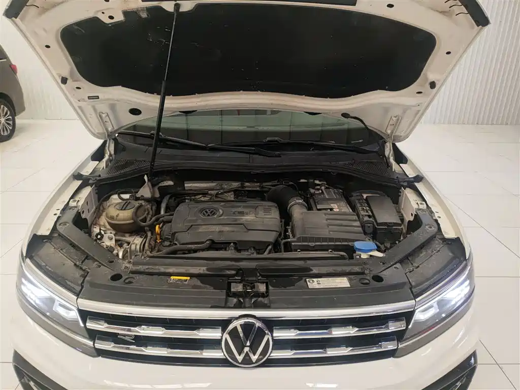 Volkswagen Volkswagen Tiguan L 380TSI AWD R-Line 2021 - thumbnail 20
