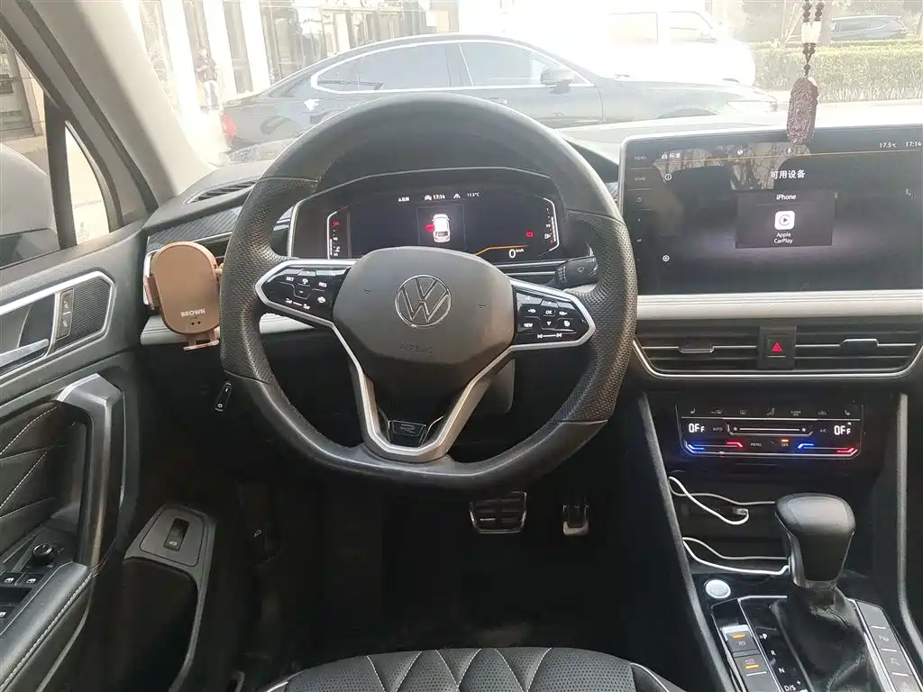 Volkswagen Volkswagen Tiguan L 380TSI AWD R-Line 2022 - thumbnail 6