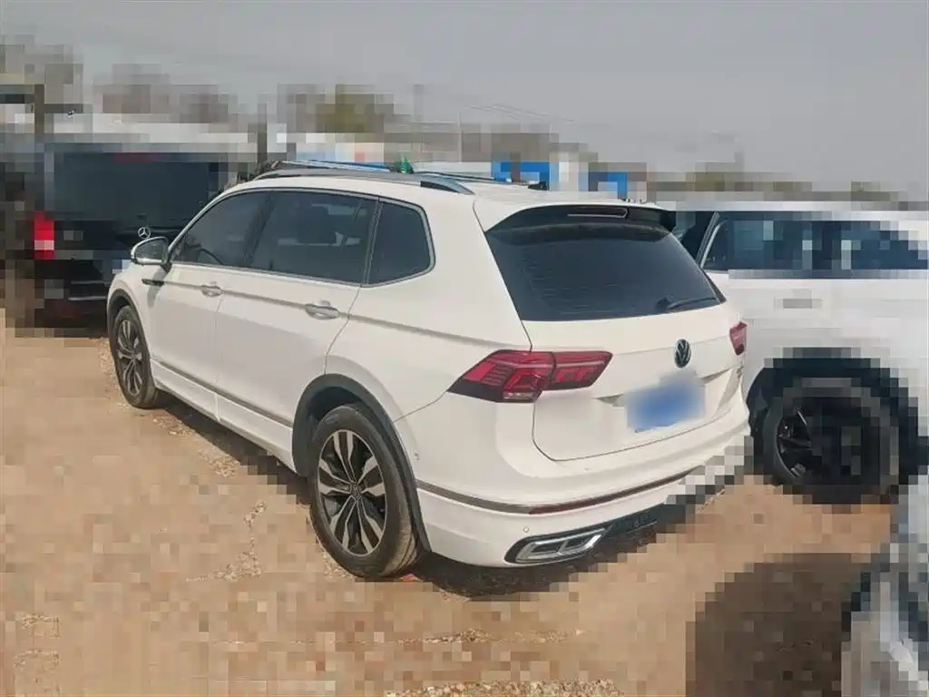 Volkswagen Volkswagen Tiguan L 380TSI AWD R-Line 2022 - thumbnail 25