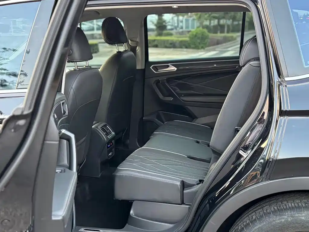 Volkswagen Volkswagen Tiguan L 2022 380TSI AWD R-Line 7-Seater 2022 - thumbnail 5