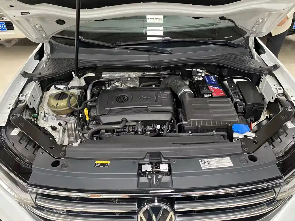 Volkswagen Tiguan L 380TSI AWD R-Line 2023 - thumbnail 12