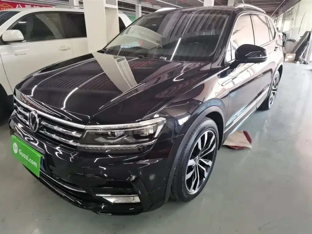 Volkswagen Volkswagen Tiguan L 2021 380TSI AWD R-Line 7-Seater 2021 - thumbnail 2