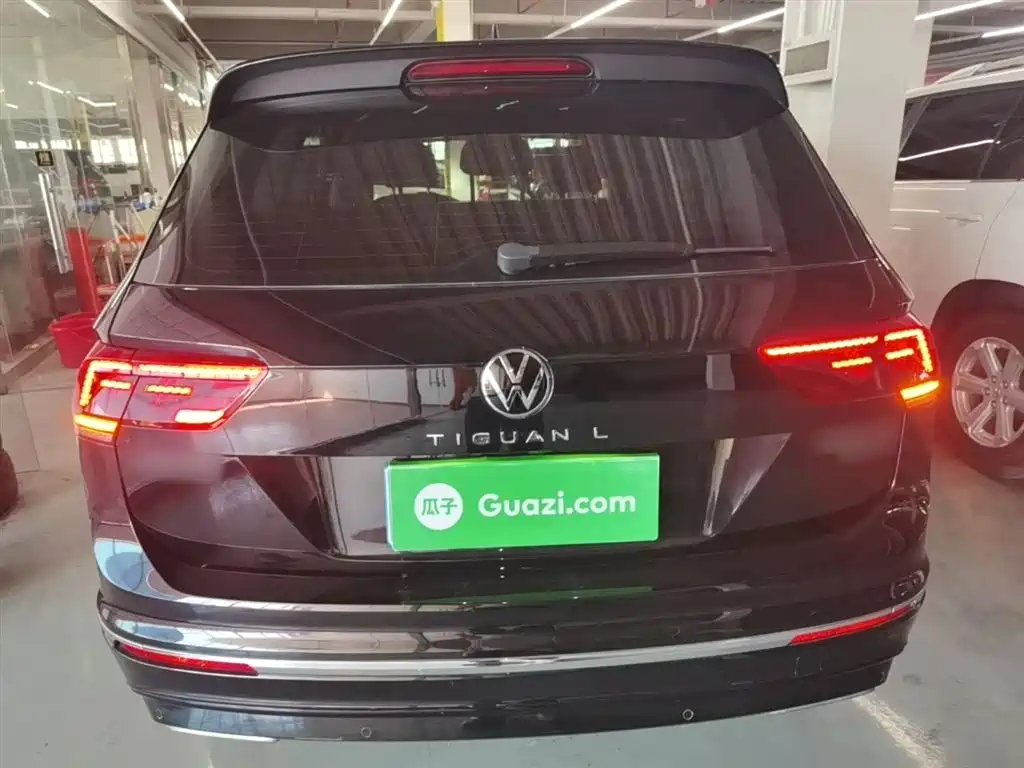 Volkswagen Volkswagen Tiguan L 2021 380TSI AWD R-Line 7-Seater 2021 - thumbnail 6