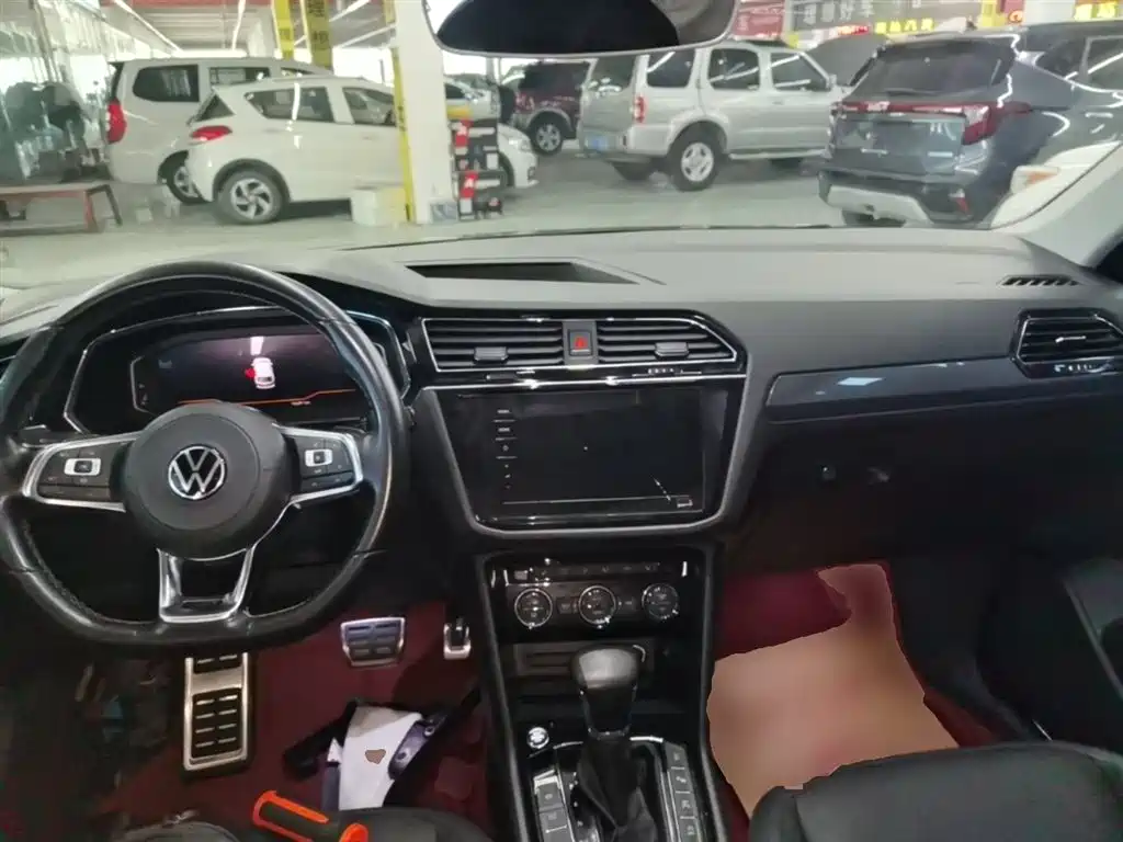 Volkswagen Volkswagen Tiguan L 2021 380TSI AWD R-Line 7-Seater 2021 - thumbnail 10