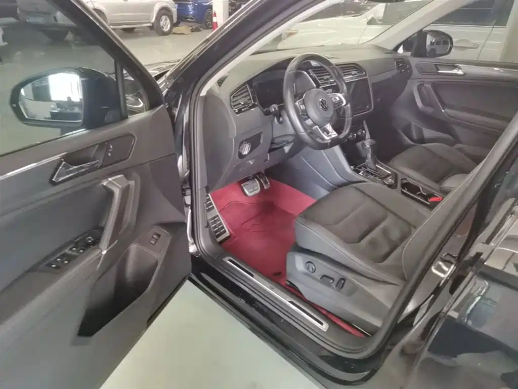 Volkswagen Volkswagen Tiguan L 2021 380TSI AWD R-Line 7-Seater 2021 - thumbnail 16