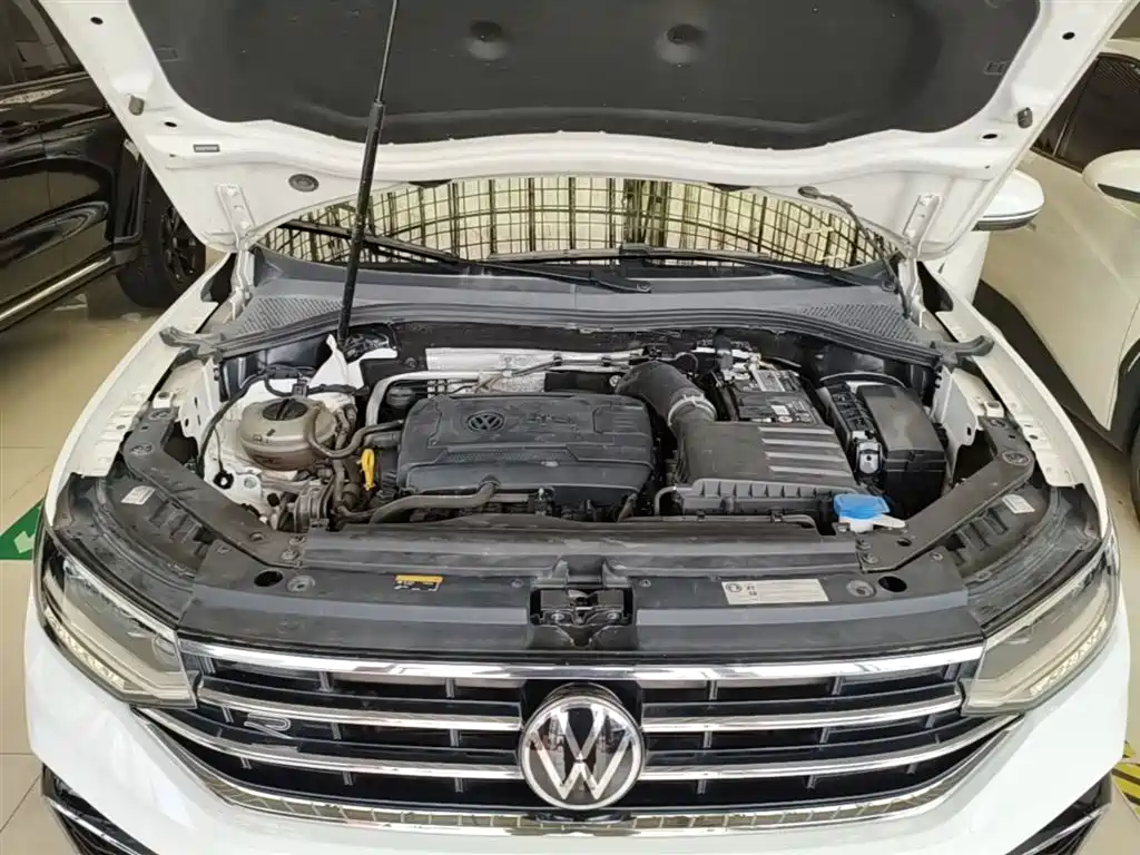 Volkswagen Tiguan L 380TSI AWD R-Line 2022 - thumbnail 20