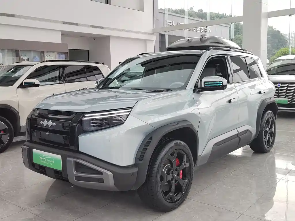 Fang Cheng Bao Titan 3 2025 501KM AWD Drone Edition 2025