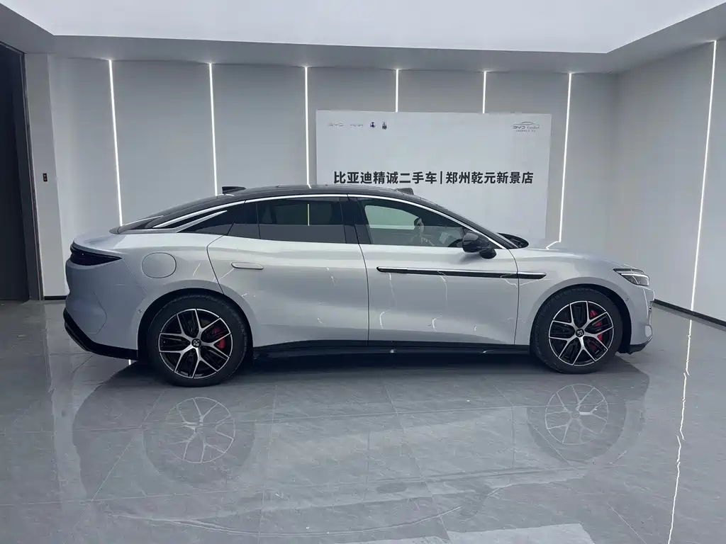 BYD Han L 2025 EV AWD LiDAR Flagship 2025 - thumbnail 2