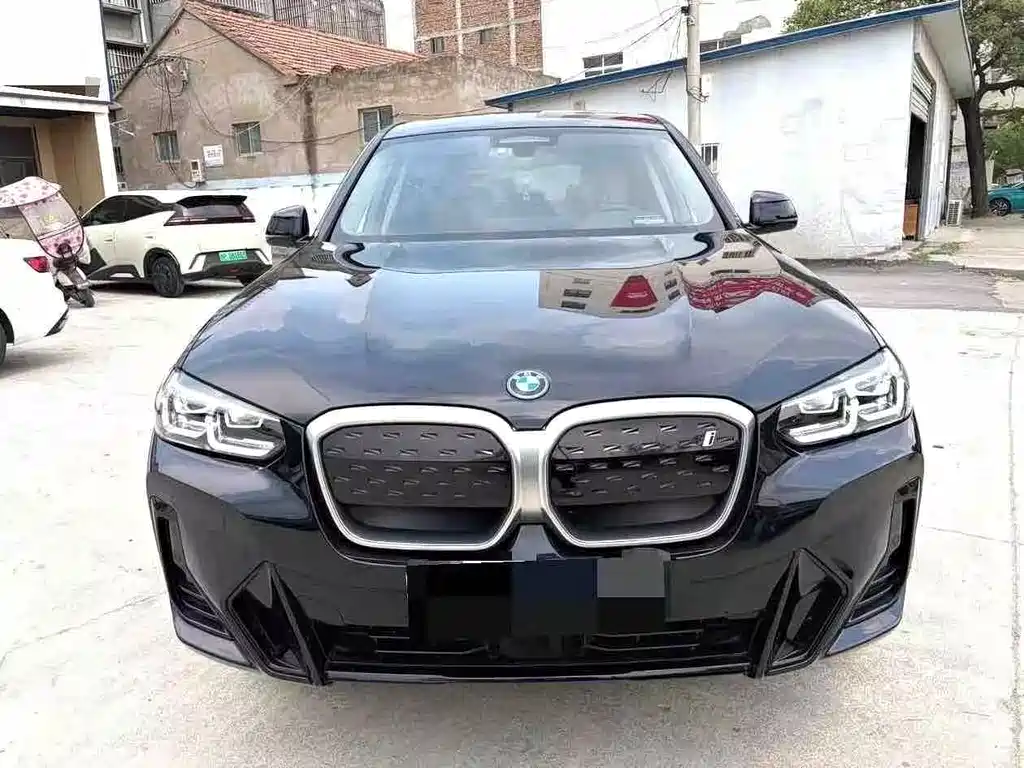 BMW BMW iX3 2024 Leading Edition 2024 - thumbnail 2