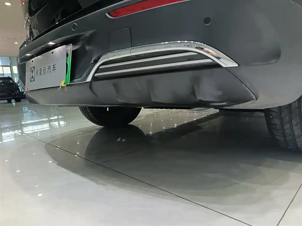 Mercedes-Benz Mercedes-Benz EQB 260 2025 - thumbnail 6