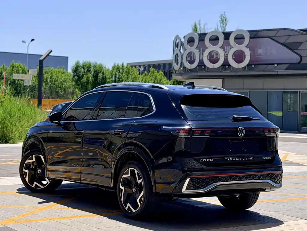 Volkswagen Tiguan L 2026 PRO 380TSI FWD R-Line Zhi Ling Edition 2026 - thumbnail 4