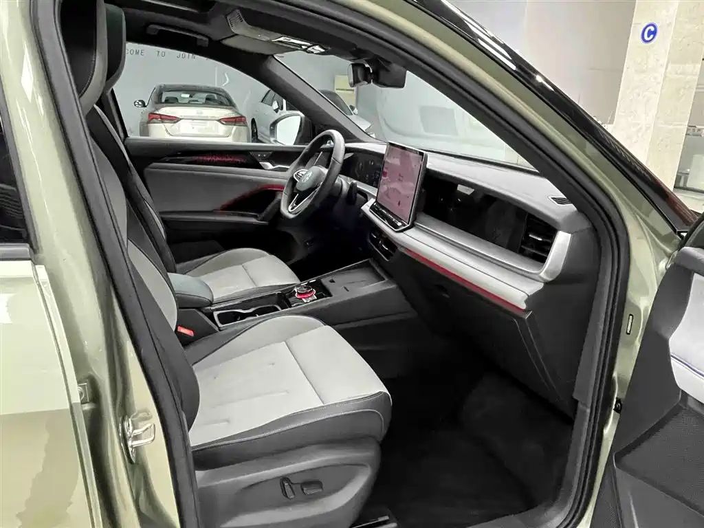 Volkswagen Tayron L 380TSI AWD Luxury Easy Package 2025 - thumbnail 14