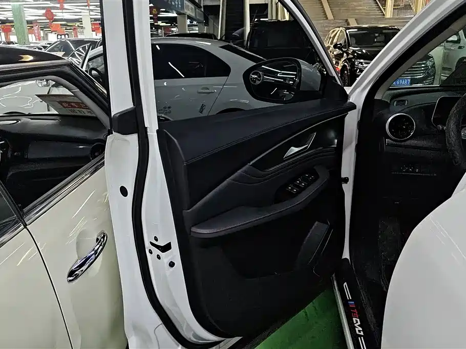 Dongfeng Fengxing Dongfeng Forthing T5 EVO 1.5TD DCT Diamond 2023 - thumbnail 7