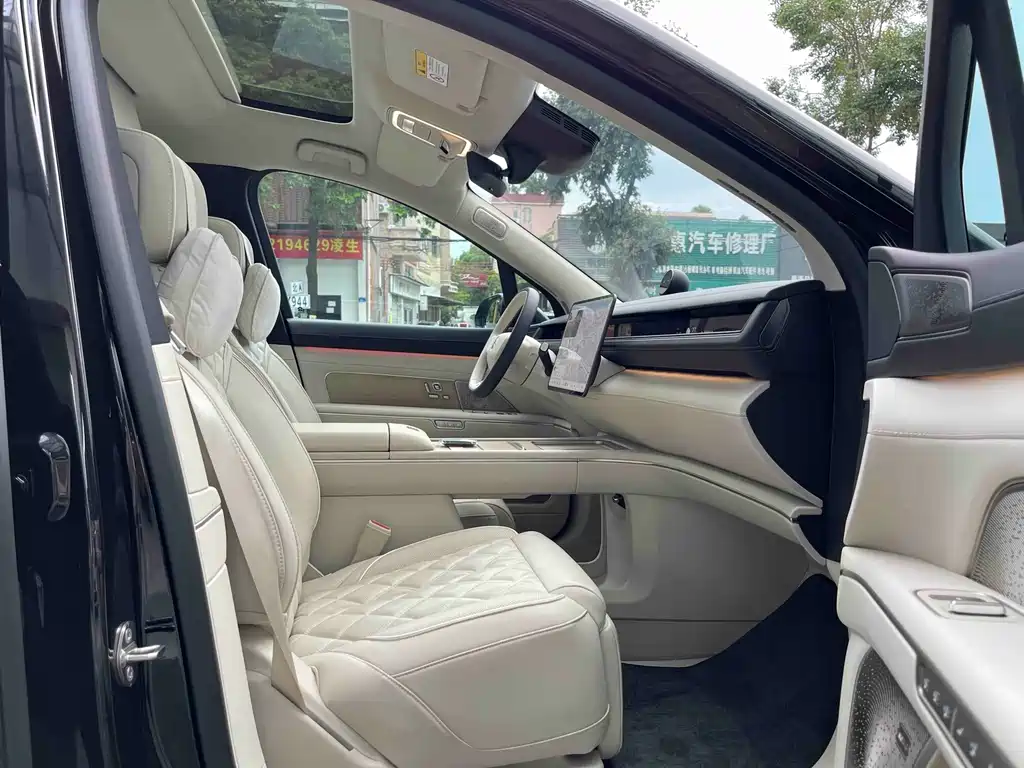 NIO NIO ES8 2026 6-Seater Executive Luxury Edition 2025 - thumbnail 25