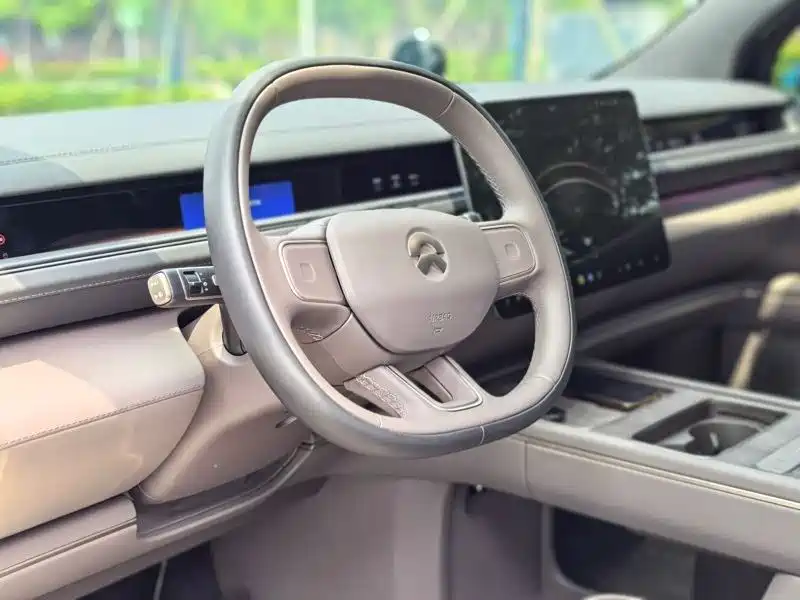 NIO ES8 2025 - thumbnail 7