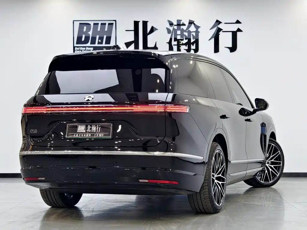 NIO NIO ES8 2025 - thumbnail 4