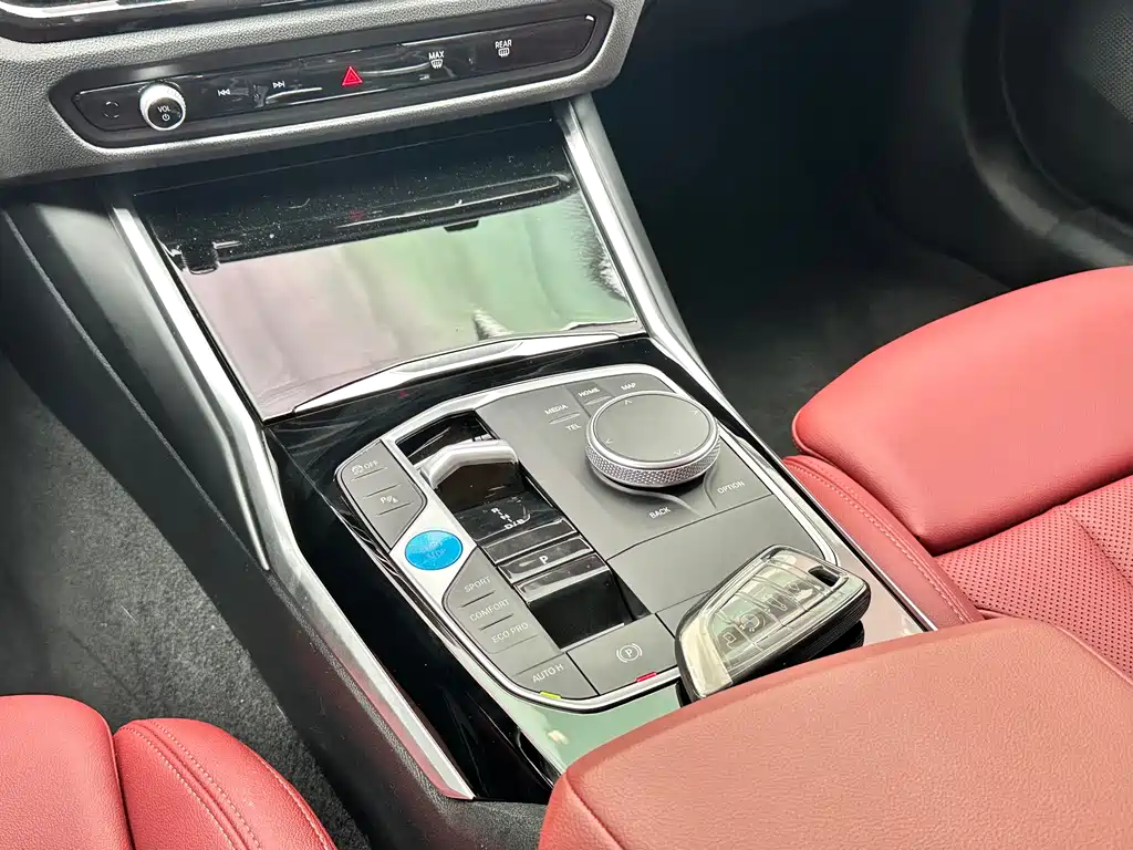 BMW BMW i4 2023 eDrive35 2025 - thumbnail 9