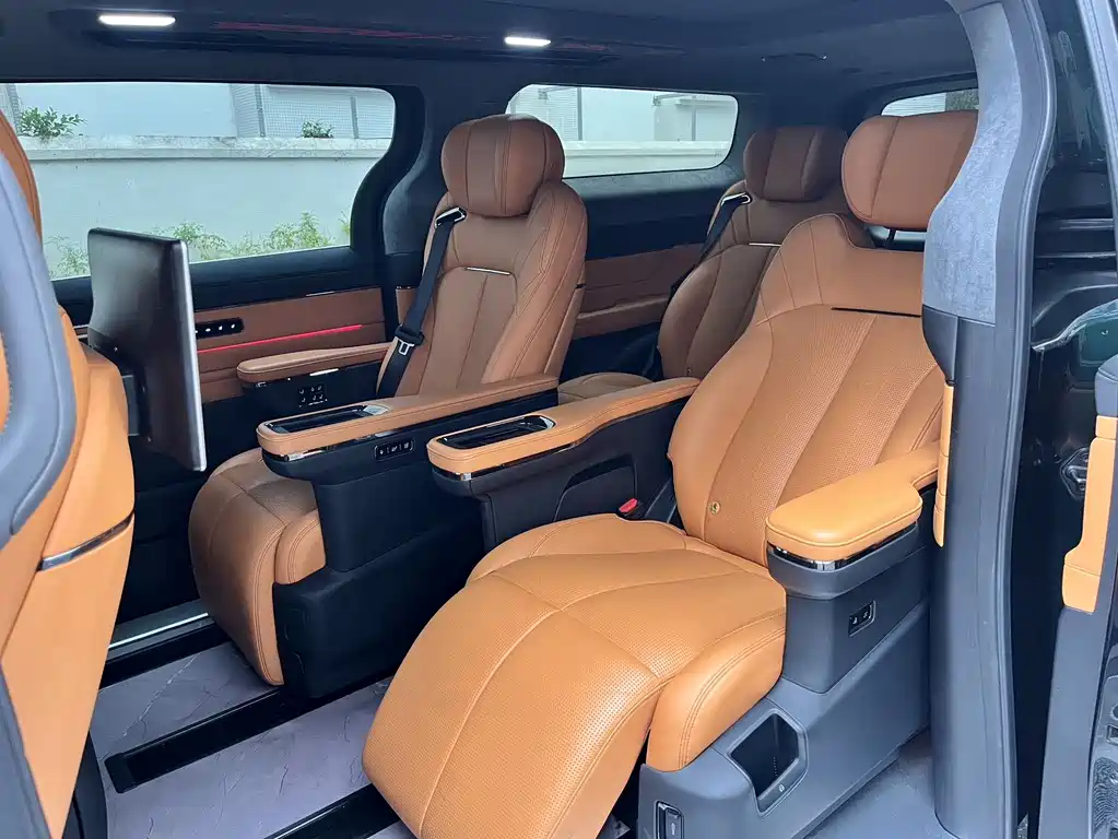 Geely Galaxy L380 2024 140kWh 6-Seater AWD Ultra 2024 - thumbnail 6