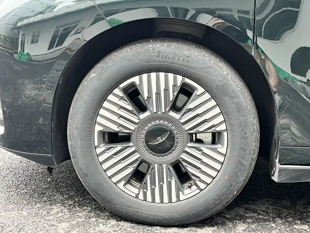 Geely Galaxy L380 2024 140kWh 6-Seater AWD Ultra 2024 - thumbnail 15