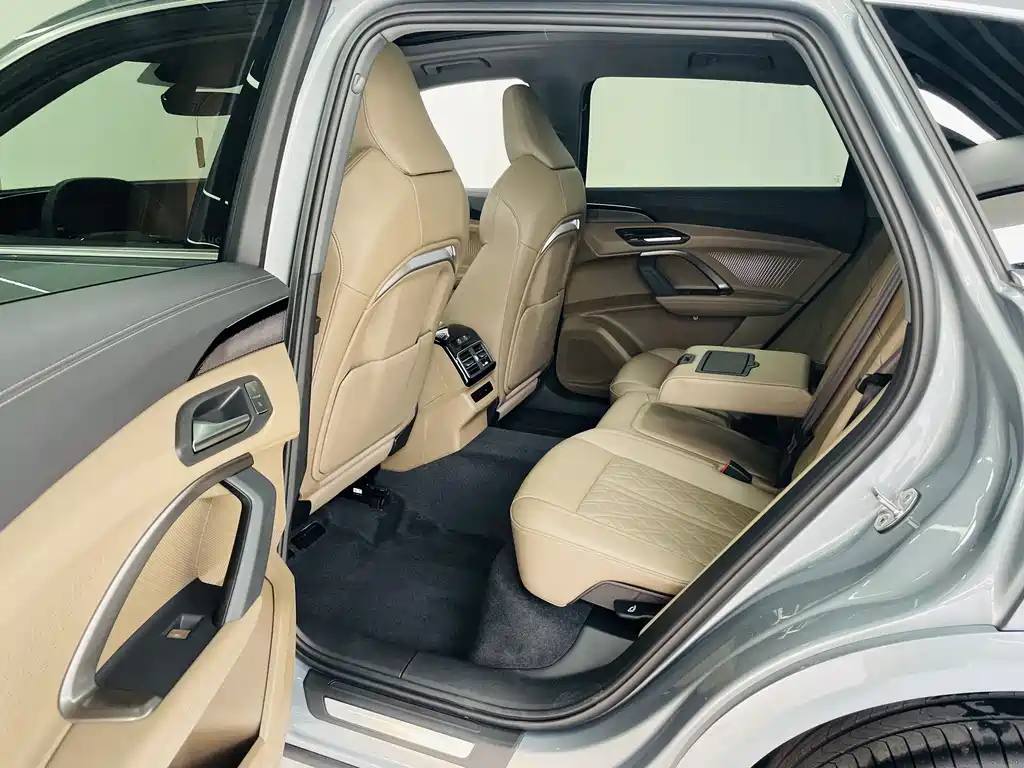 Audi Audi Q5L 2026 2.0T Intelligent Hybrid Luxury 2025 - thumbnail 10