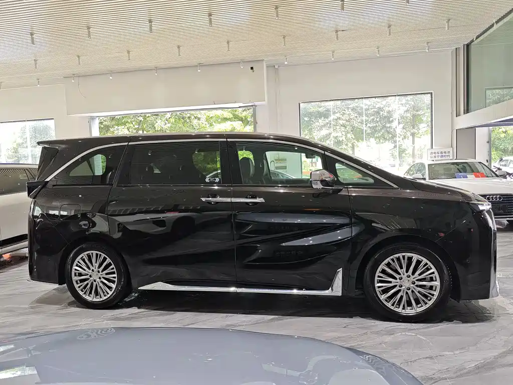 Hycan Auto Hycan V09 2023 Zunrong Edition 762 2026 - thumbnail 4