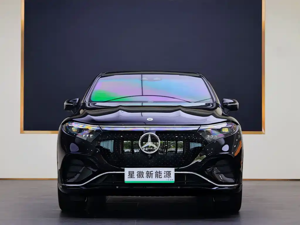 Mercedes-Benz Mercedes-Benz EQS SUV 2023 450 4MATIC Luxury Edition 2024 - thumbnail 2