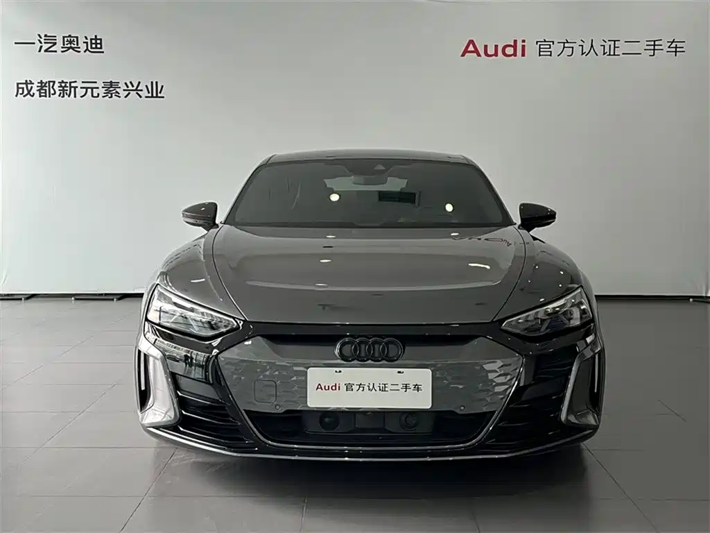 Audi Audi e-tron GT 2025 - thumbnail 2