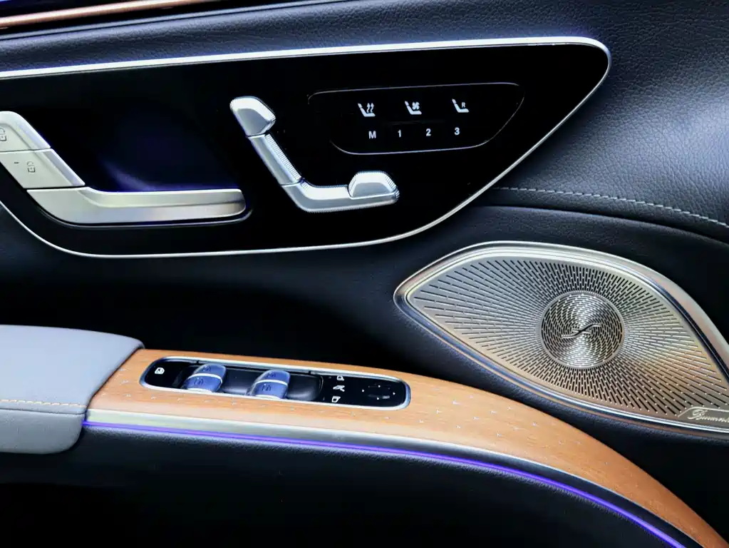 Mercedes-Benz Mercedes-Benz EQS SUV 2023 450 4MATIC Luxury Edition 2024 - thumbnail 13
