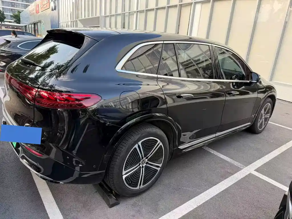 Mercedes-Benz Mercedes-Benz EQS SUV 450+ 2023 - thumbnail 4