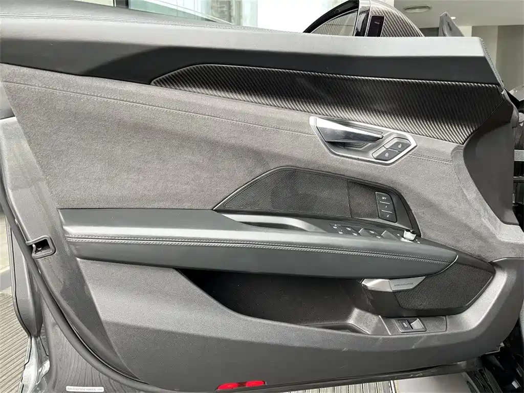 Audi Audi e-tron GT 2025 - thumbnail 13