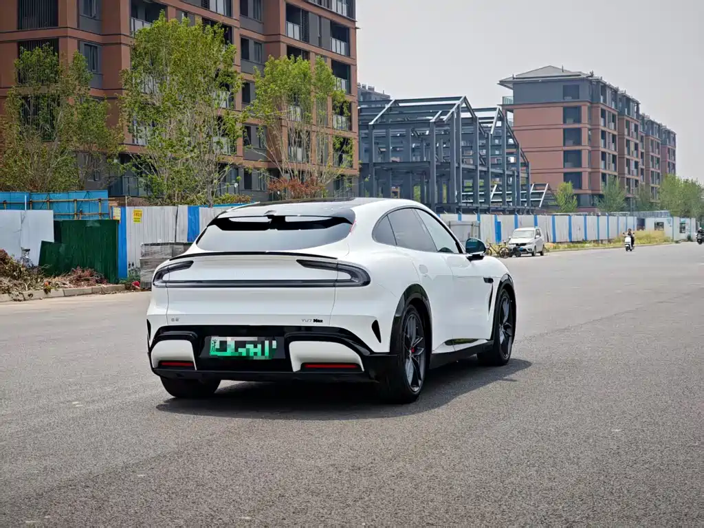 Xiaomi Auto Xiaomi YU7 2025 Long Range High Performance AWD Max 2025 - thumbnail 9