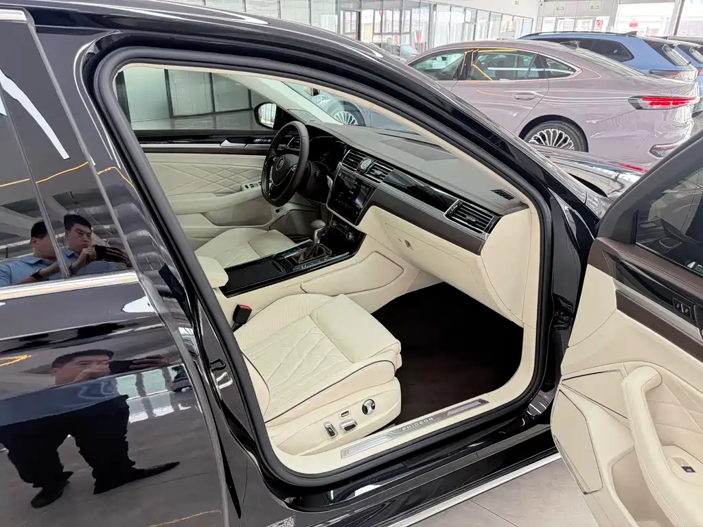 Volkswagen Volkswagen Phideon 2021 380TSI Prestige Edition 2023 - thumbnail 14