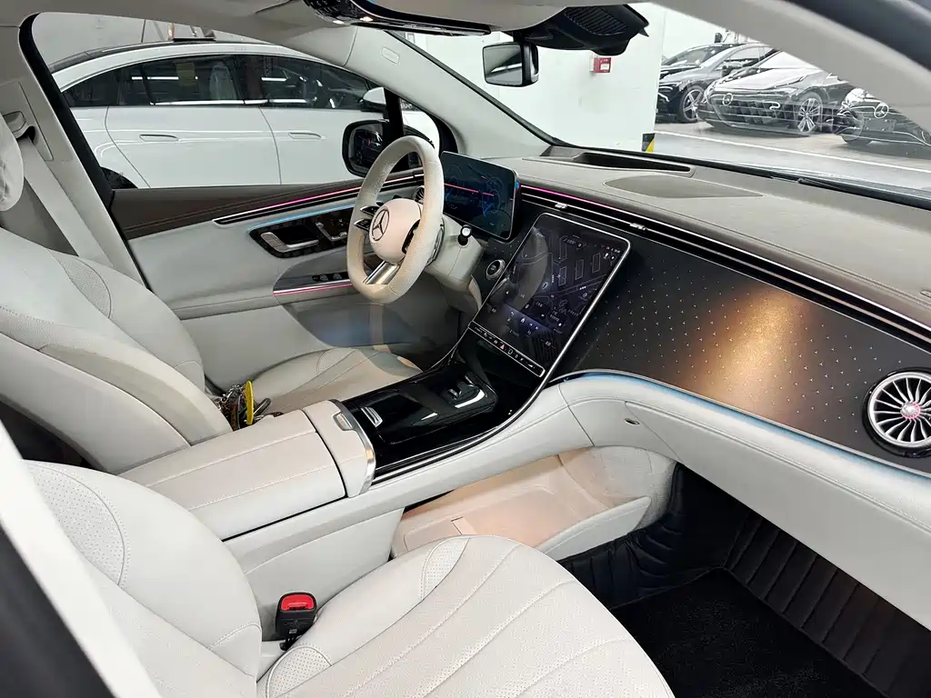 Mercedes-Benz Mercedes-Benz EQE SUV 500 4MATIC Special Edition 2026 - thumbnail 14