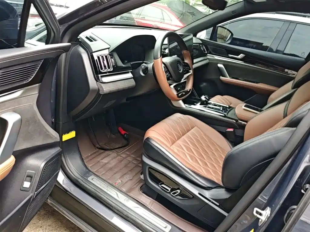 BYD Tang DM-i Champion Edition 112KM Noble 2023 - thumbnail 12