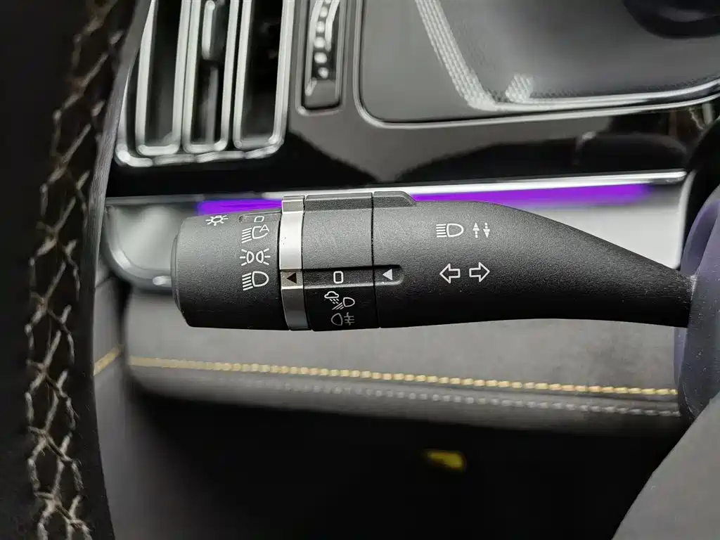 BYD Tang DM-i Champion Edition 112KM Premium 2023 - thumbnail 21
