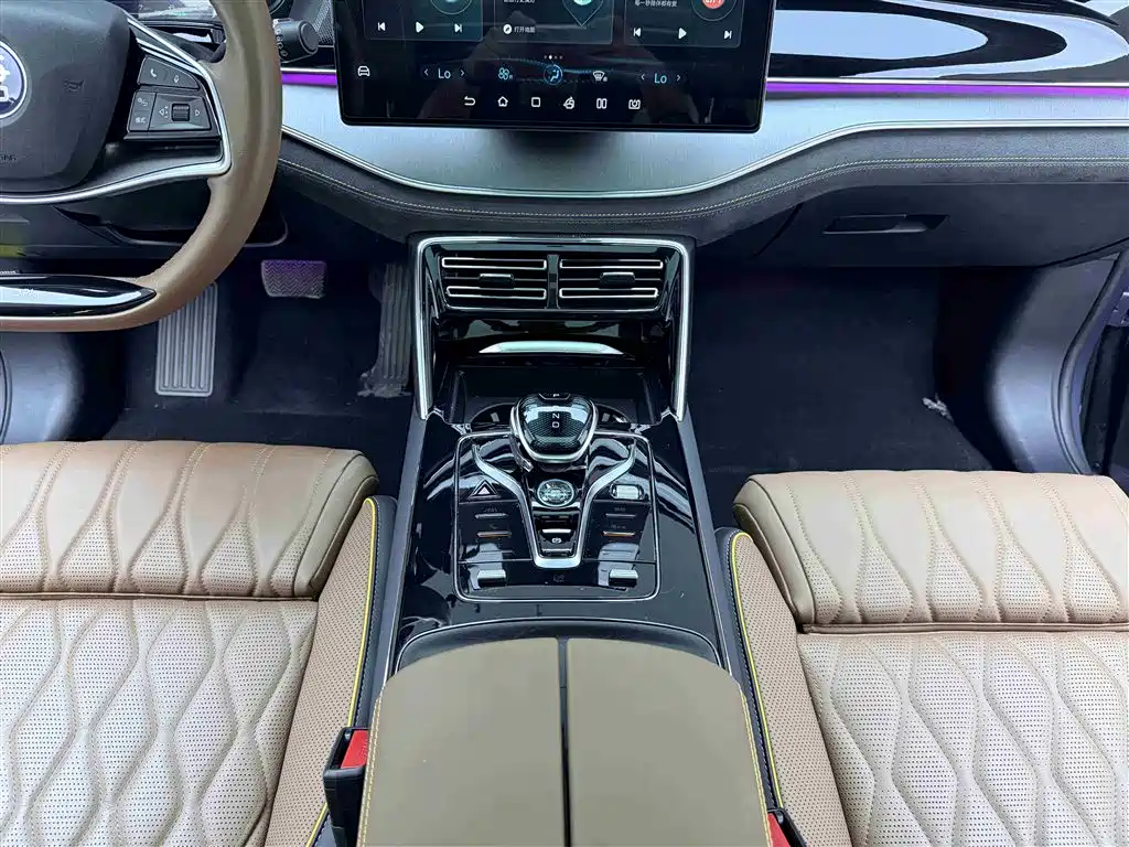 BYD Tang DM-i 112KM 2022 - thumbnail 14