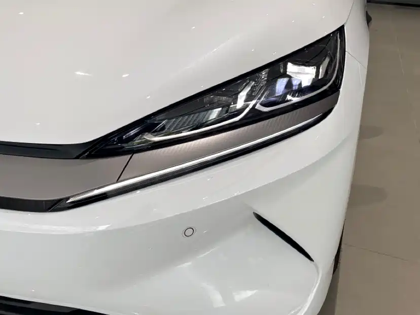BYD BYD Qin L 2025 EV 545KM Chao Yue Edition 2025 - thumbnail 5