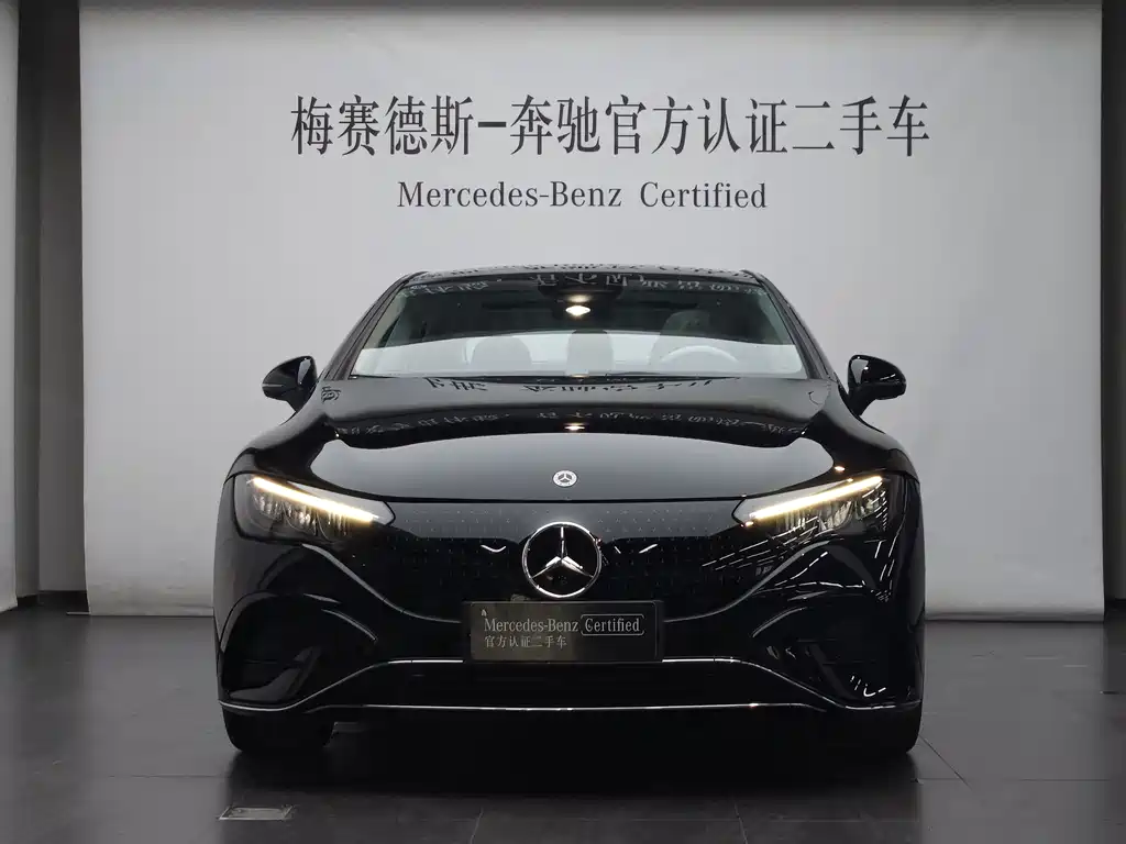 Mercedes-Benz Mercedes-Benz EQE 500 4MATIC 2026 - thumbnail 2