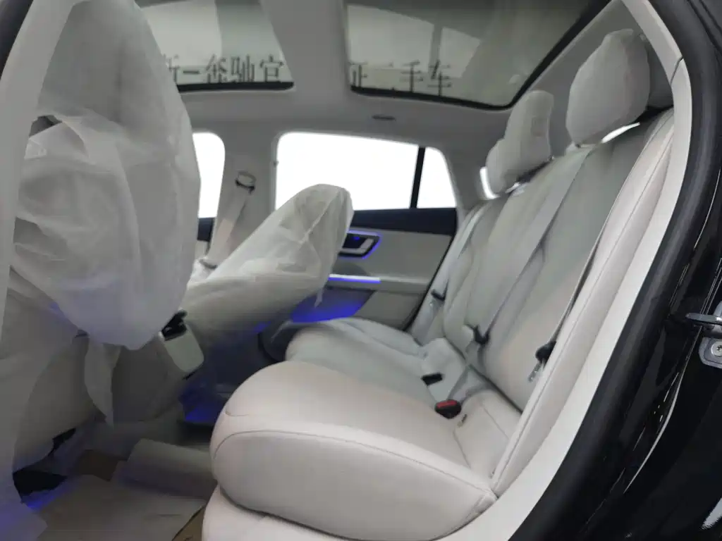 Mercedes-Benz Mercedes-Benz EQE 500 4MATIC 2026 - thumbnail 15