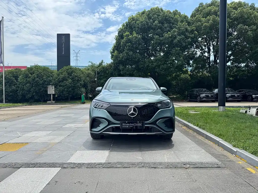 Mercedes-Benz Mercedes-Benz EQE SUV 2024 500 4MATIC Luxury Edition 2025 - thumbnail 3