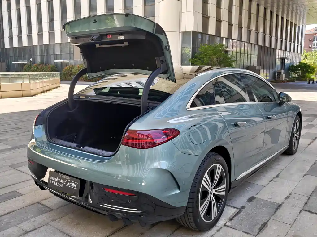 Mercedes-Benz Mercedes-Benz EQE 500 4MATIC Pioneer Edition 2026 - thumbnail 8
