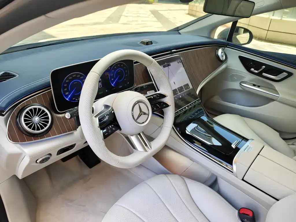 Mercedes-Benz Mercedes-Benz EQE 500 4MATIC Pioneer Edition 2026 - thumbnail 16