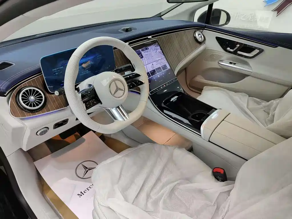 Mercedes-Benz Mercedes-Benz EQE 500 4MATIC 2025 - thumbnail 12
