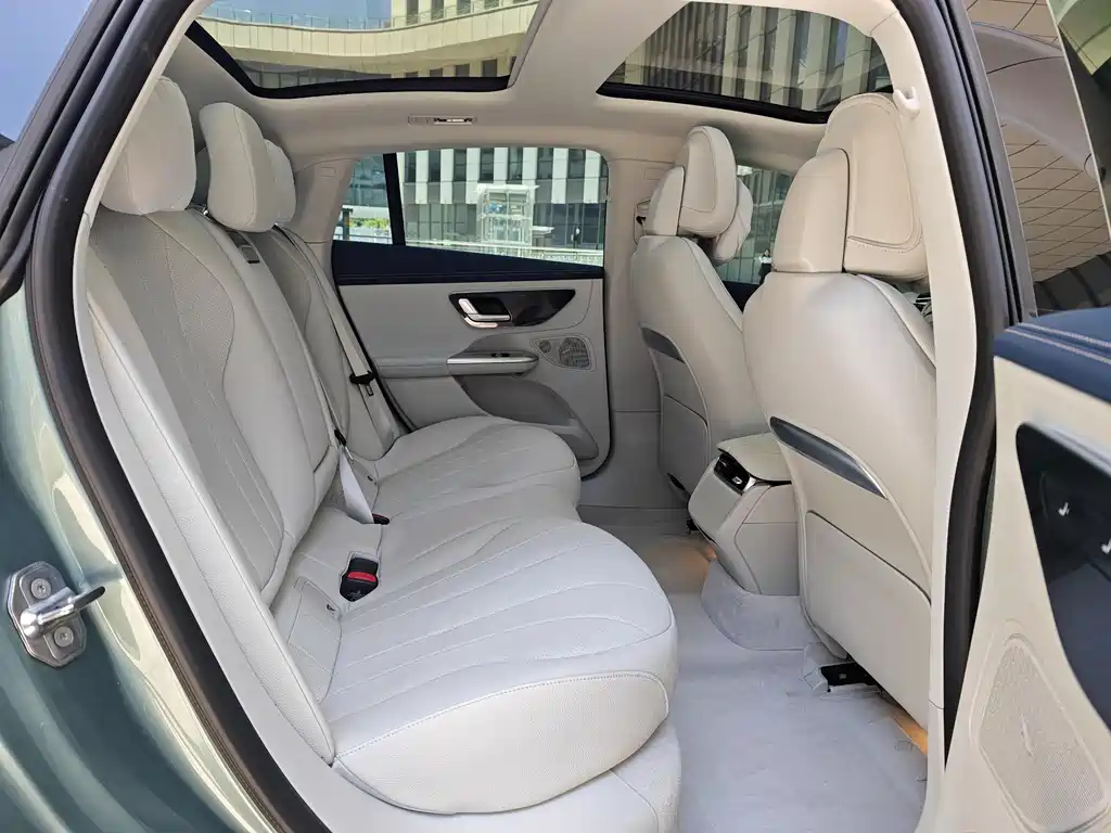Mercedes-Benz Mercedes-Benz EQE 500 4MATIC Pioneer Edition 2026 - thumbnail 22