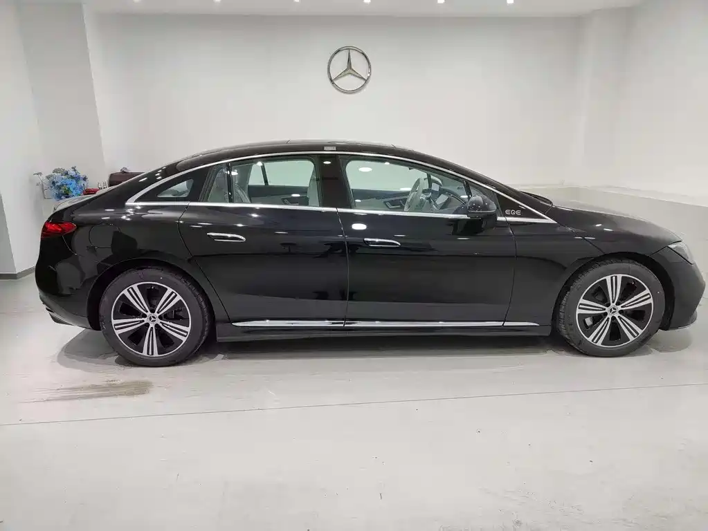 Mercedes-Benz Mercedes-Benz EQE 500 4MATIC 2025 - thumbnail 20