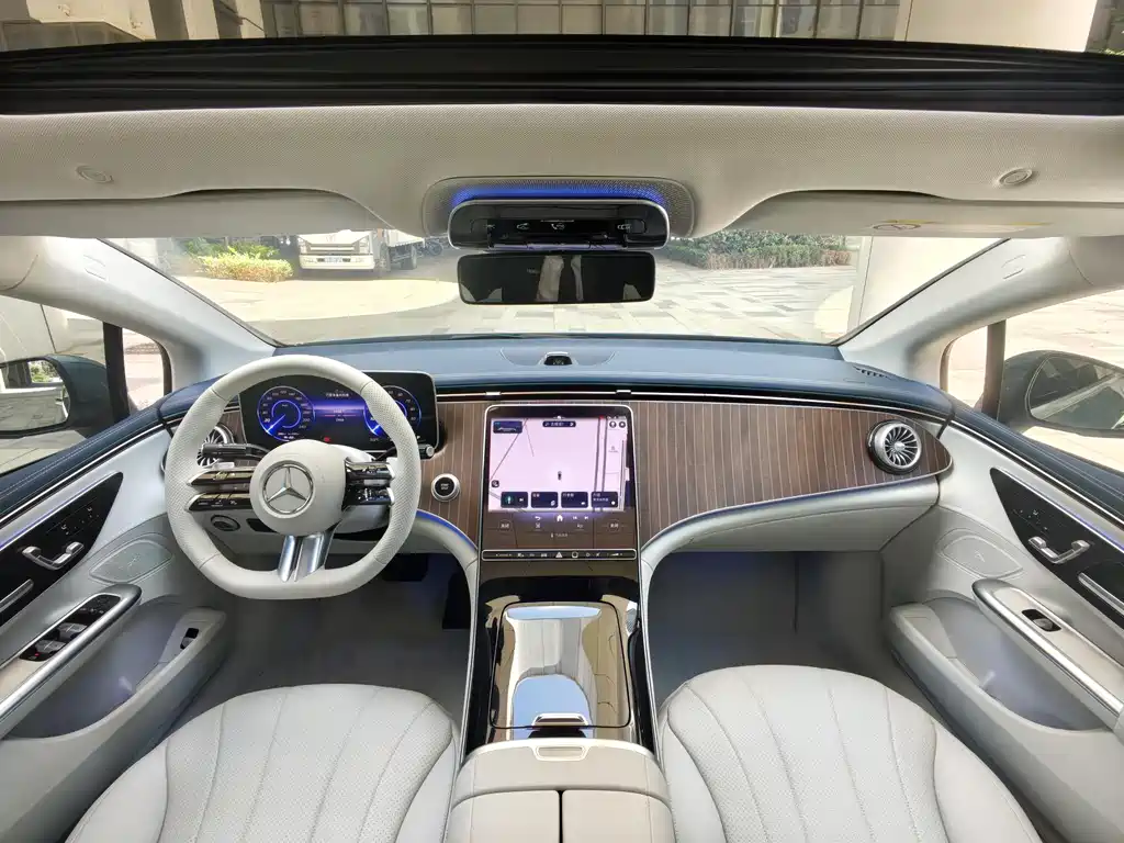 Mercedes-Benz Mercedes-Benz EQE 500 4MATIC Pioneer Edition 2026 - thumbnail 26