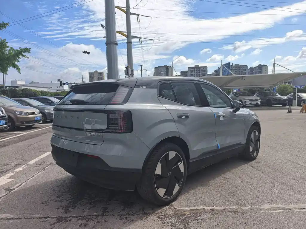 Volvo Volvo EX30 Plus RWD Long Range 2025 2026 - thumbnail 6