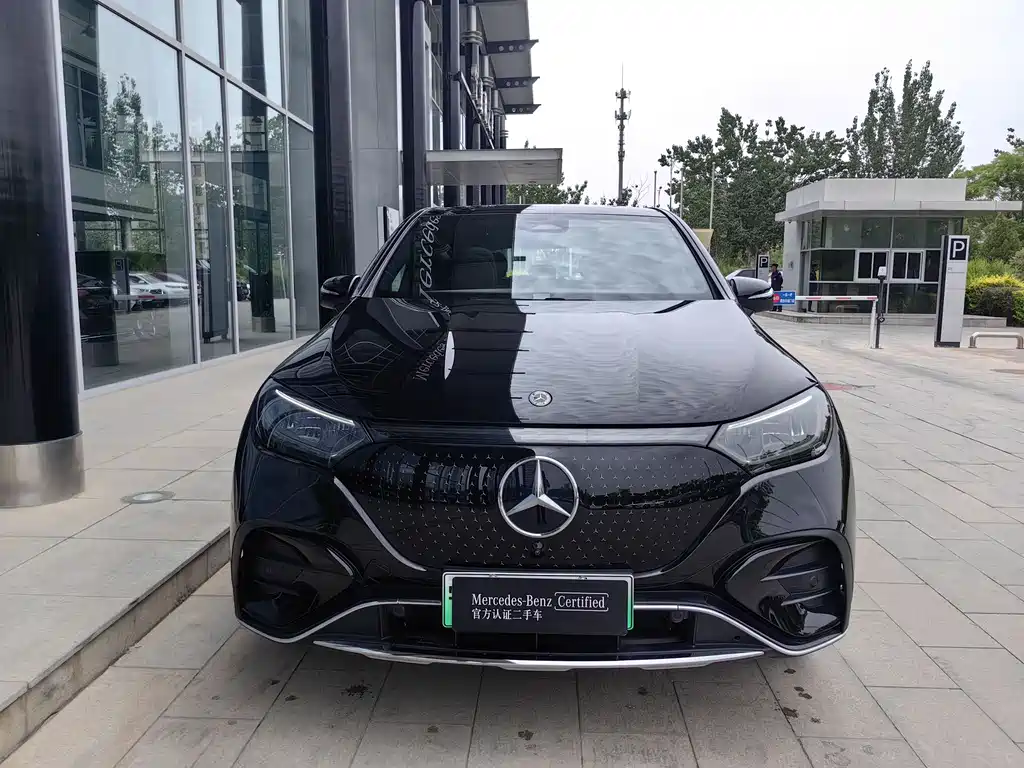 Mercedes-Benz Mercedes-Benz EQE SUV 500 4MATIC 2025 - thumbnail 2