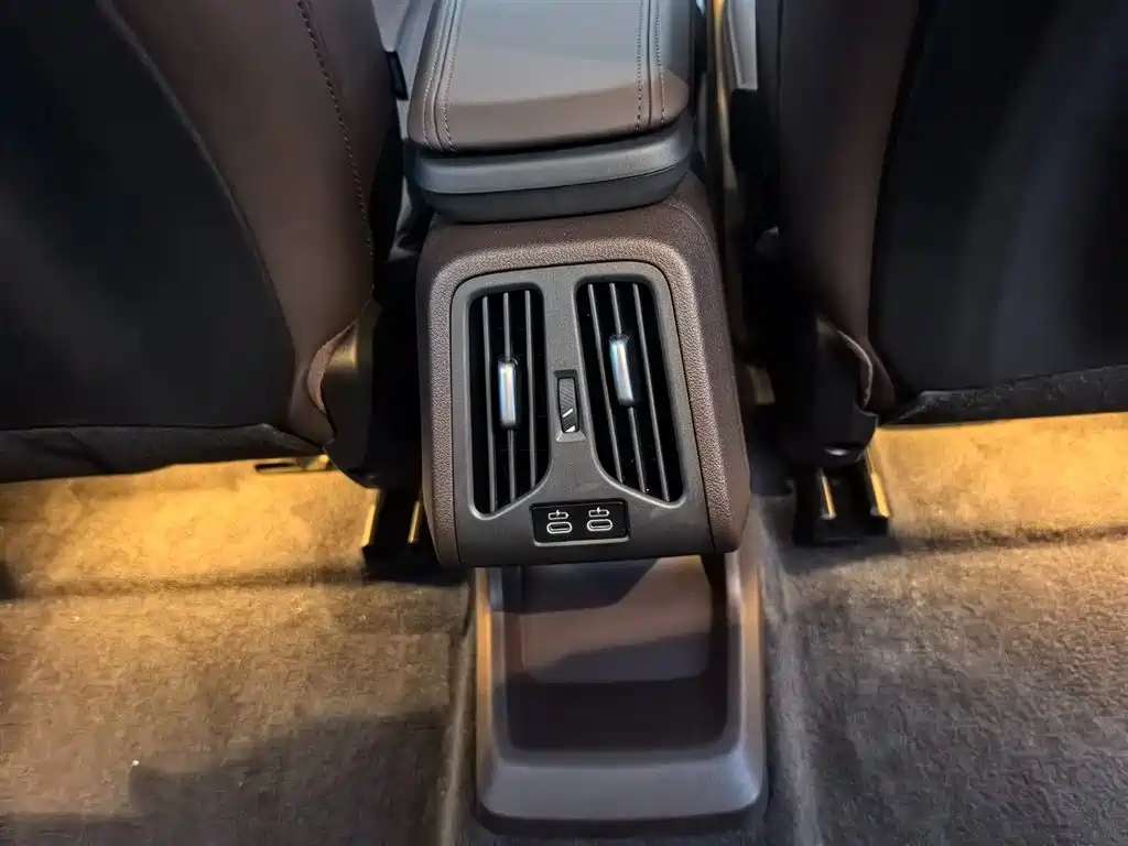 BMW BMW iX1 eDrive25L X Design Package 2025 - thumbnail 20