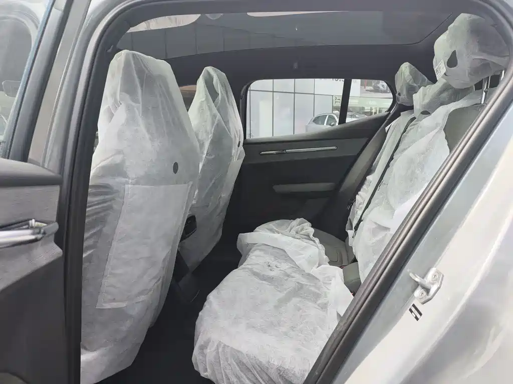 Volvo Volvo EX30 Plus RWD Long Range 2025 2026 - thumbnail 10